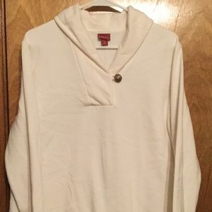 Long sleeve pullover